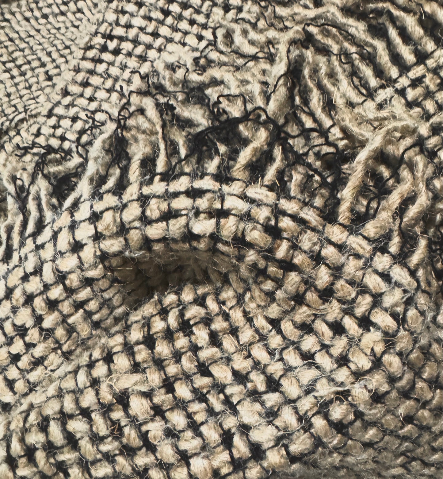 Hand loomed oversized flax throw - Natural/Black Melange