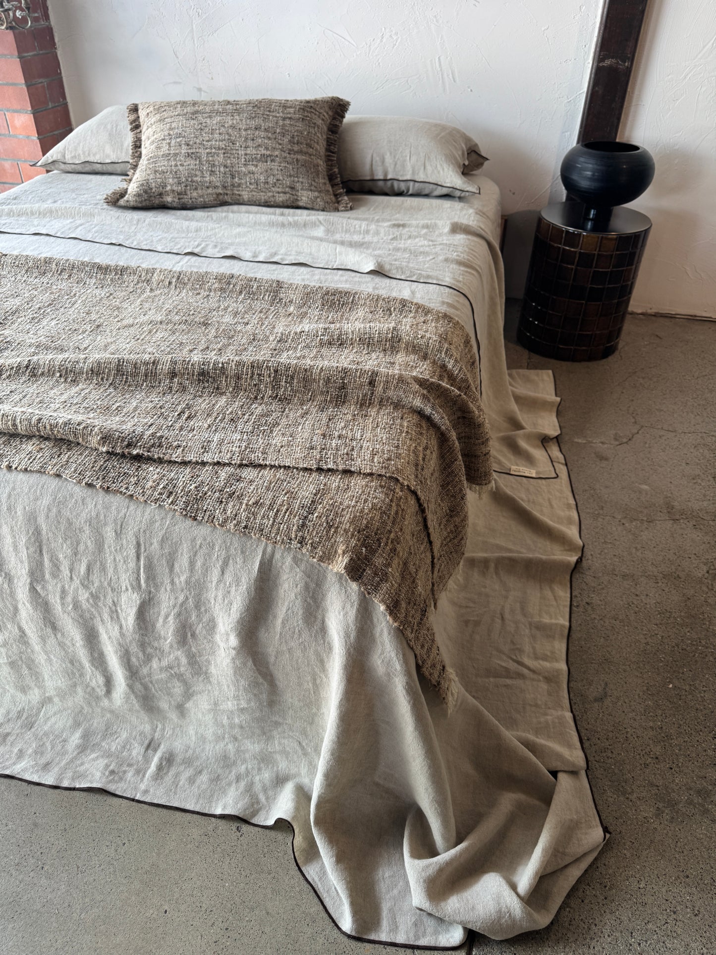 Natural Linen Luxe size flat sheets by Melìse Smith