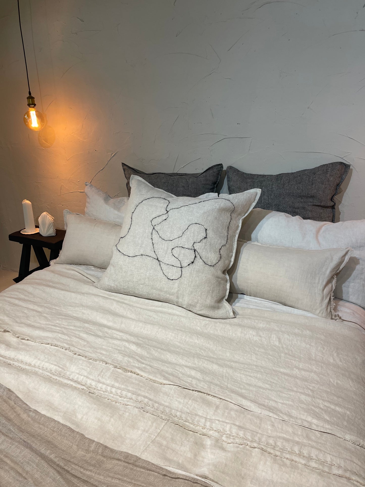 BORO SERIES CUSHION 004