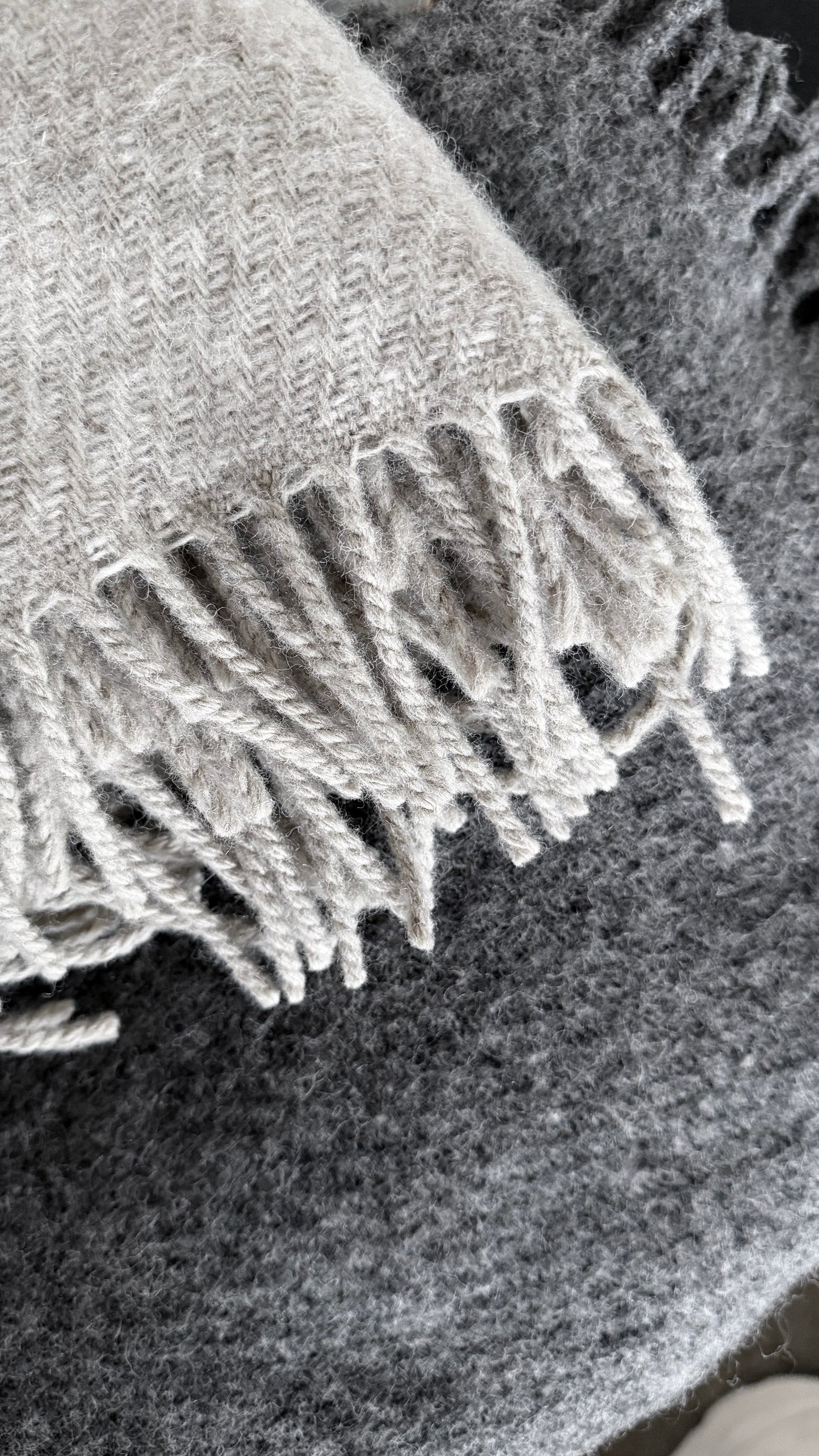 European wool throw - Light Sable