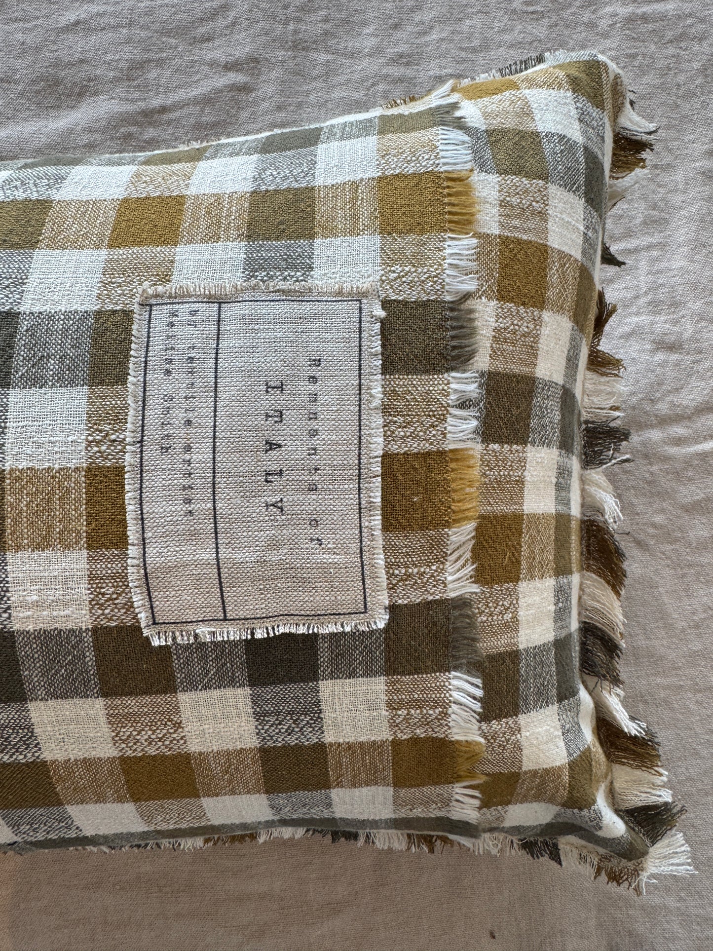 REMNANTS SERIES - cushion No. 005